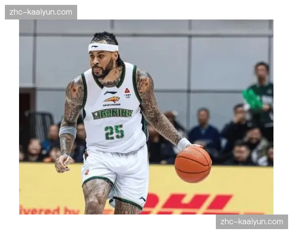 莫兰德13分12篮板3抢断 辽宁内线防守轮转效率提升